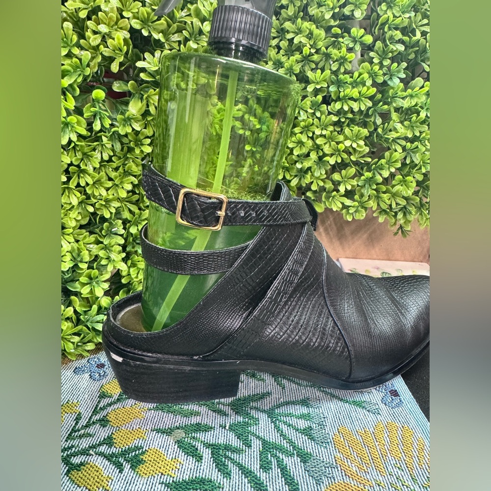 CYNTHIA VINCENT Raleigh Embossed Leather Bootie - Picture 3 of 10